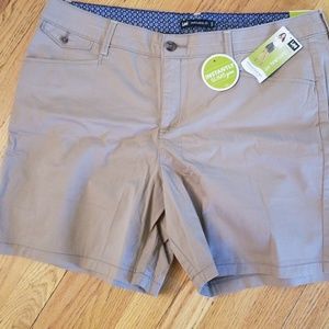 Lee shorts